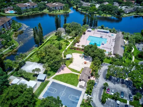 2215 NW 45th Avenue Coconut Creek FL 33066