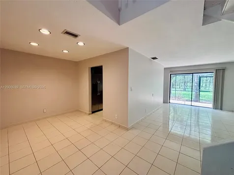 2215 NW 45th Avenue Coconut Creek FL 33066