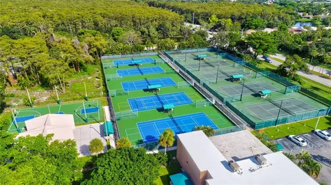 2215 NW 45th Avenue Coconut Creek FL 33066