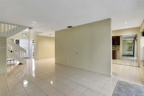 2215 NW 45th Avenue Coconut Creek FL 33066
