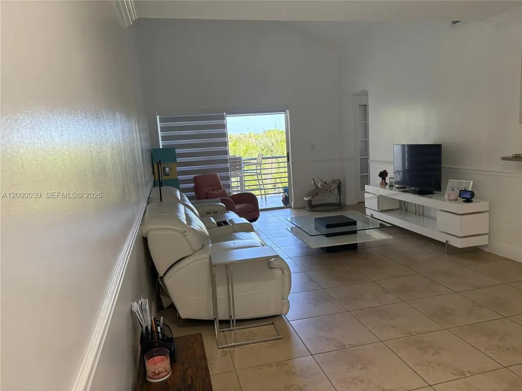 9731 Fontainebleau Boulevard Miami FL 33172