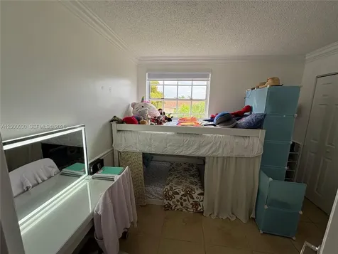 9731 Fontainebleau Boulevard Miami FL 33172