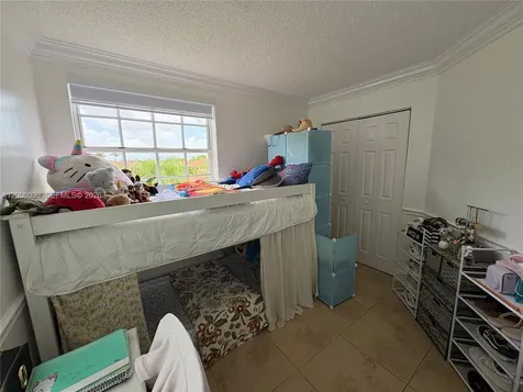 9731 Fontainebleau Boulevard Miami FL 33172