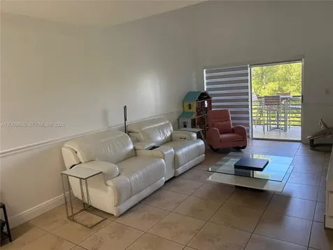 9731 Fontainebleau Boulevard Miami FL 33172