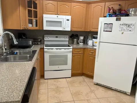 9731 Fontainebleau Boulevard Miami FL 33172