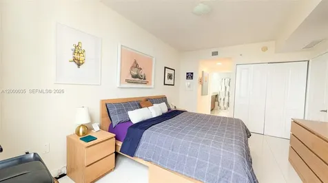 601 NE 23rd Street Miami FL 33137