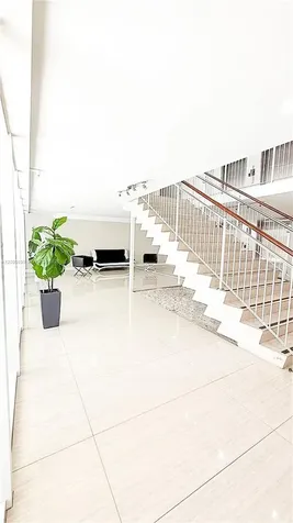 601 NE 23rd Street Miami FL 33137
