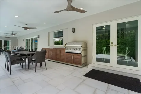 9511 SW 93rd Street Miami FL 33176