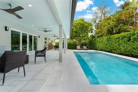 9511 SW 93rd Street Miami FL 33176