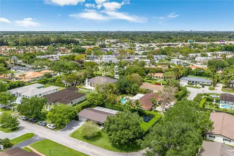 9511 SW 93rd Street Miami FL 33176