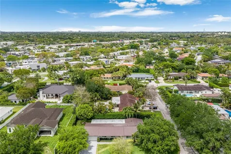 9511 SW 93rd Street Miami FL 33176