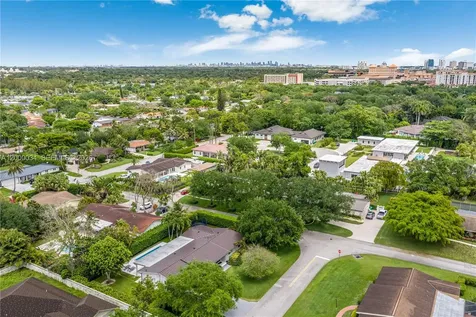 9511 SW 93rd Street Miami FL 33176