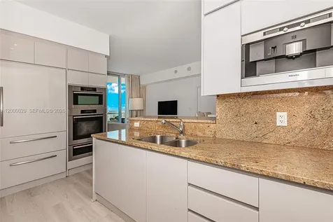 50 S Pointe Drive Miami Beach FL 33139