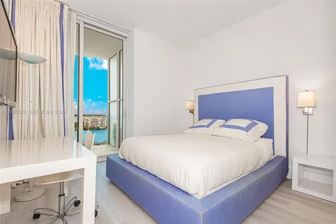 50 S Pointe Drive Miami Beach FL 33139