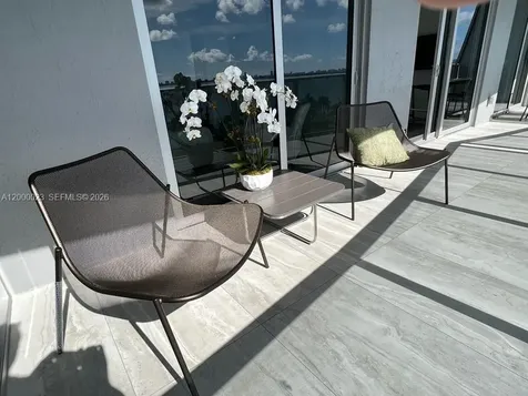 488 NE 18th Street Miami FL 33132