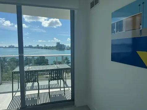 488 NE 18th Street Miami FL 33132