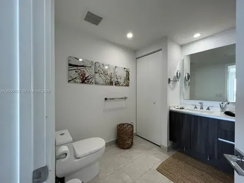 488 NE 18th Street Miami FL 33132