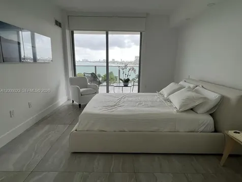 488 NE 18th Street Miami FL 33132
