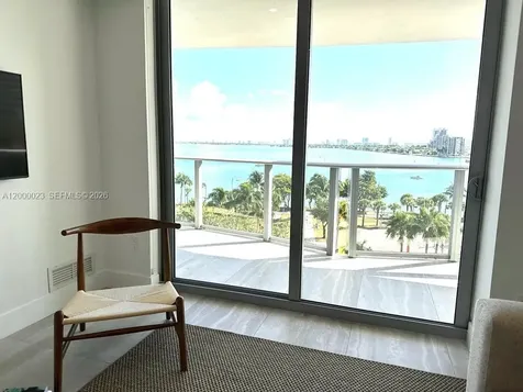 488 NE 18th Street Miami FL 33132