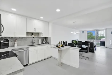 1401 S Ocean Drive Hollywood FL 33019