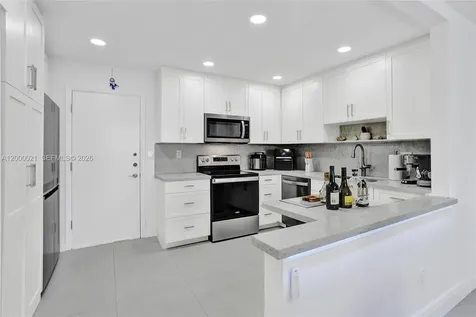 1401 S Ocean Drive Hollywood FL 33019