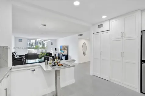 1401 S Ocean Drive Hollywood FL 33019