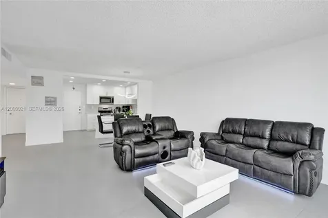 1401 S Ocean Drive Hollywood FL 33019