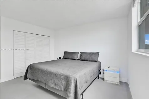 1401 S Ocean Drive Hollywood FL 33019