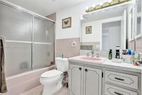 1401 S Ocean Drive Hollywood FL 33019