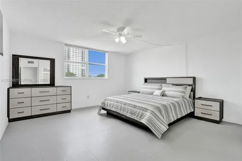 1401 S Ocean Drive Hollywood FL 33019