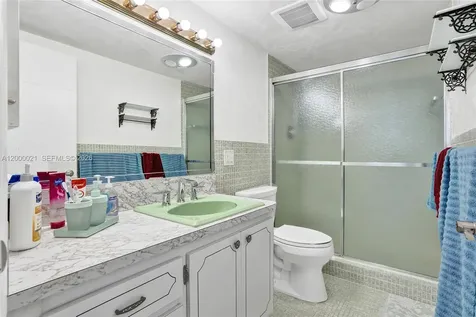 1401 S Ocean Drive Hollywood FL 33019