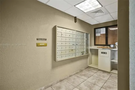 1401 S Ocean Drive Hollywood FL 33019
