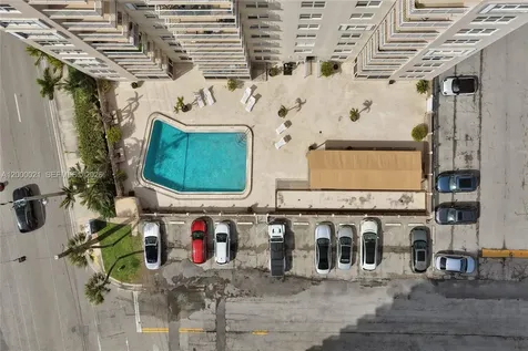1401 S Ocean Drive Hollywood FL 33019