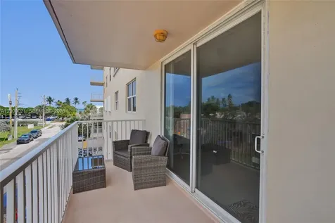 1401 S Ocean Drive Hollywood FL 33019