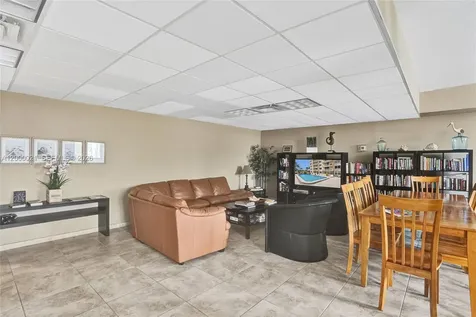 1401 S Ocean Drive Hollywood FL 33019
