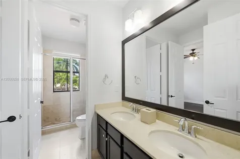 2685 NW 83rd Way Cooper City FL 33024
