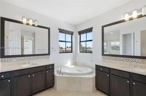 2685 NW 83rd Way Cooper City FL 33024