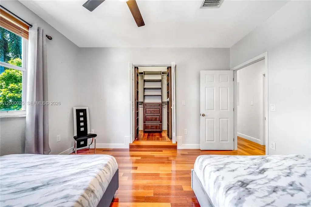 1241 S 13th Avenue Hollywood FL 33019