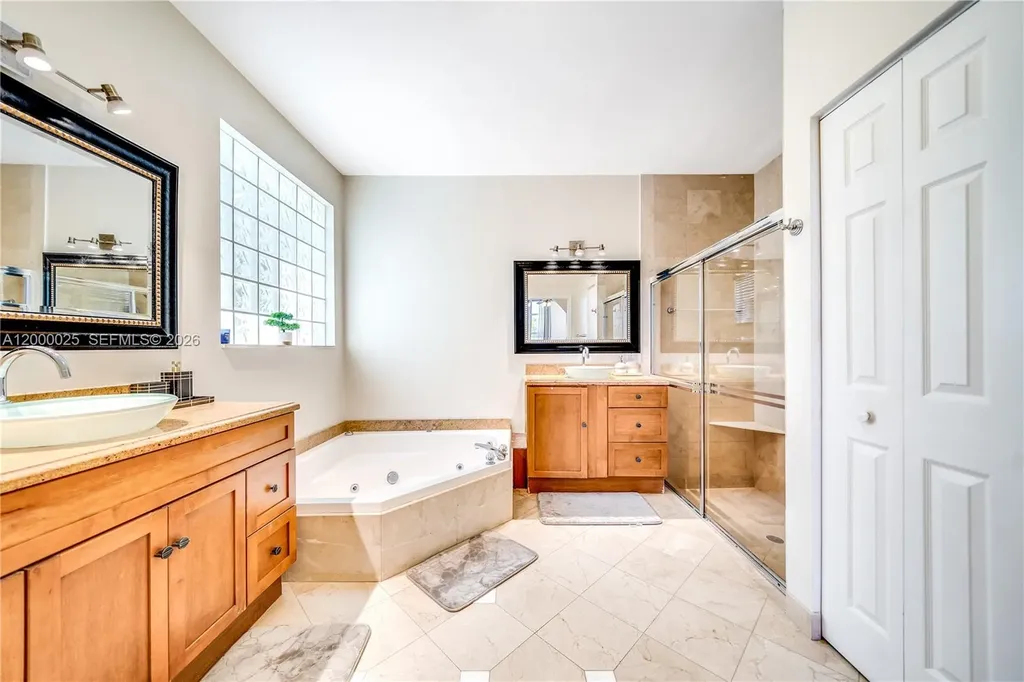 1241 S 13th Avenue Hollywood FL 33019