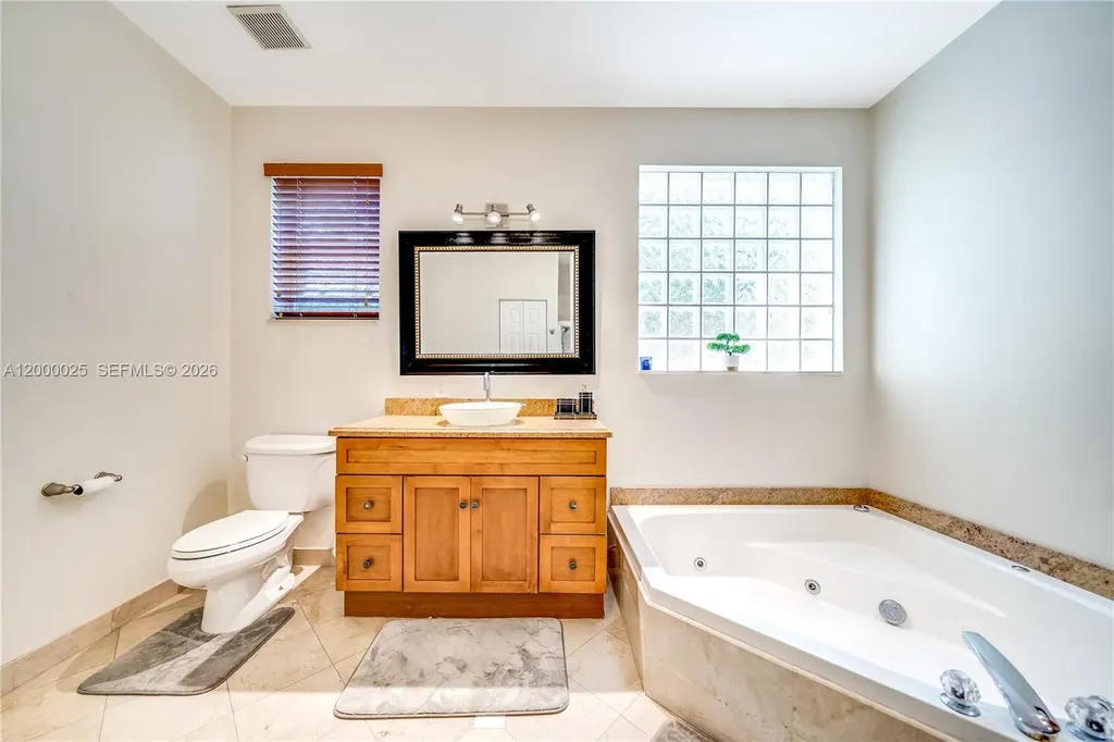 1241 S 13th Avenue Hollywood FL 33019