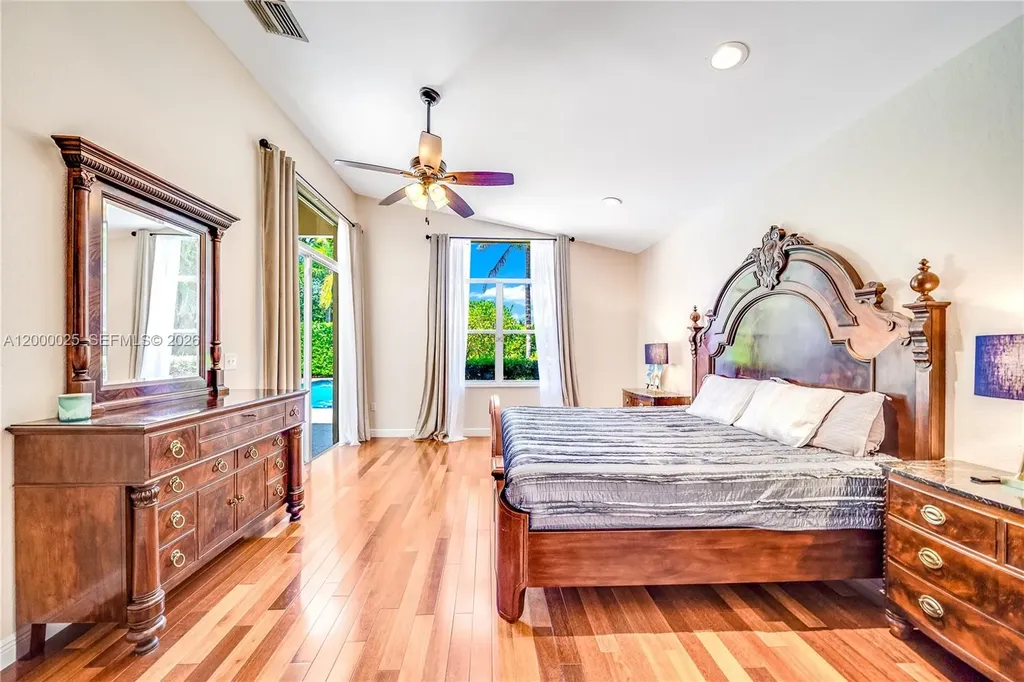 1241 S 13th Avenue Hollywood FL 33019