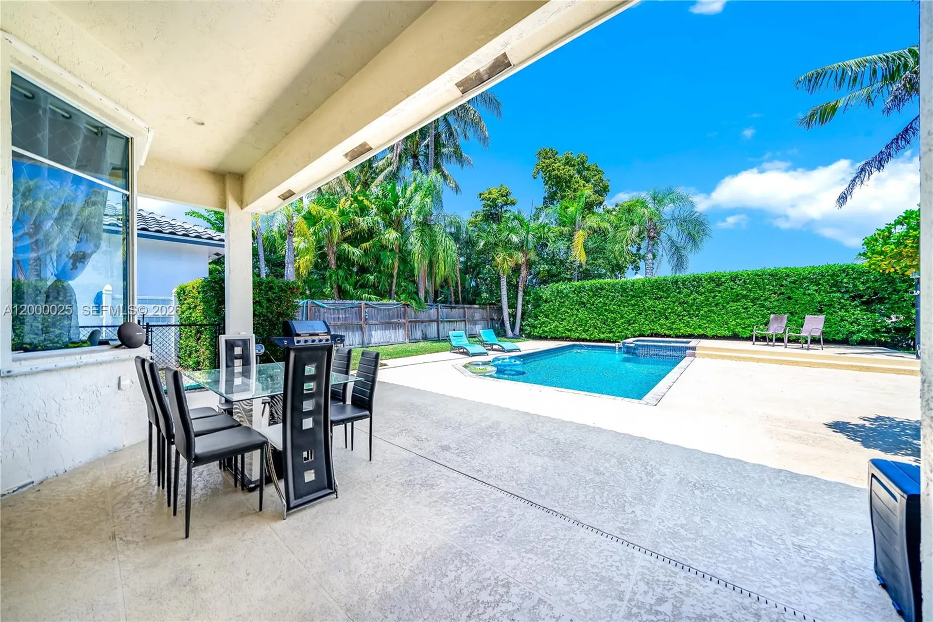 1241 S 13th Avenue Hollywood FL 33019