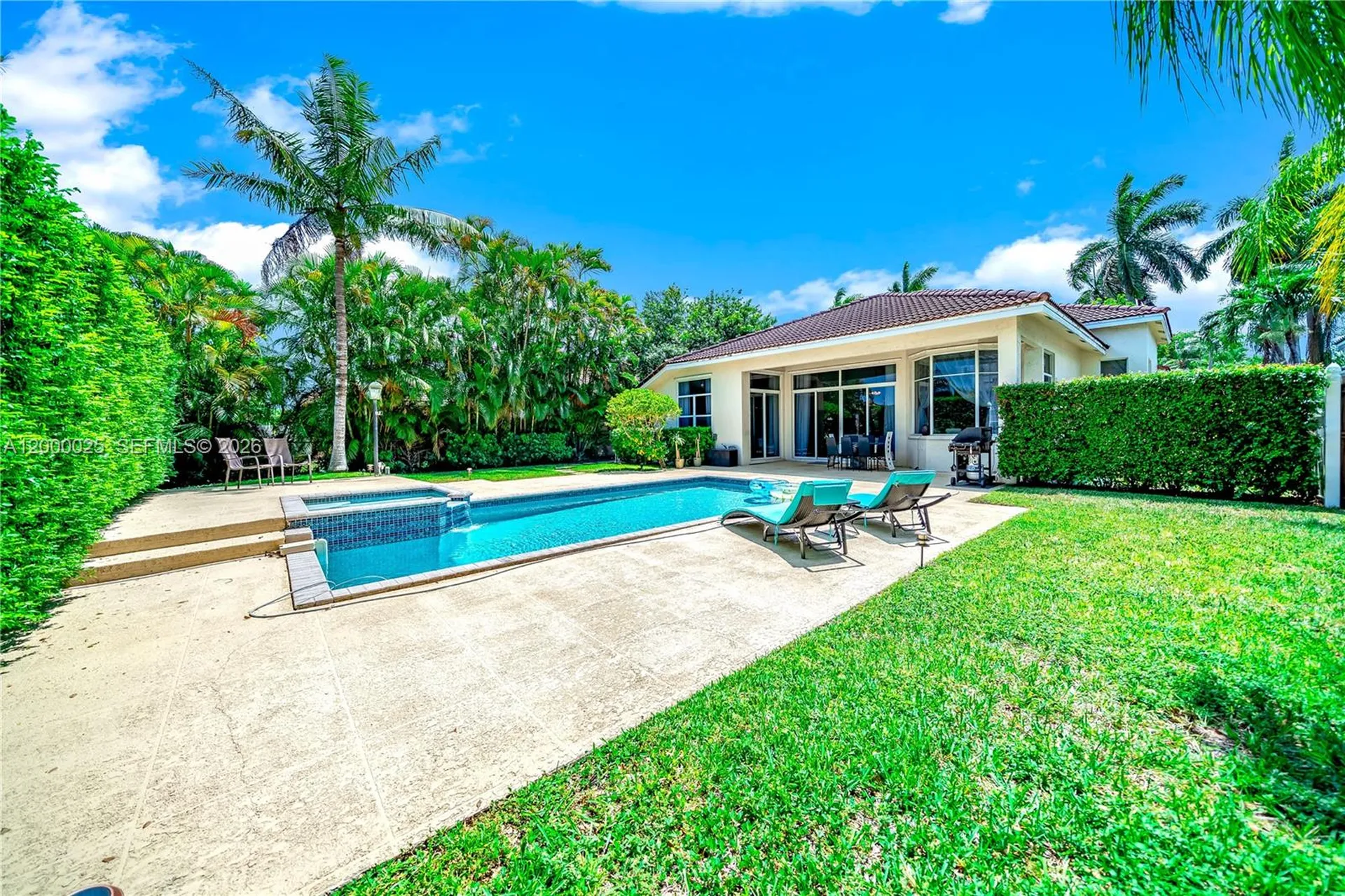 1241 S 13th Avenue Hollywood FL 33019