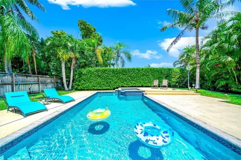 1241 S 13th Avenue Hollywood FL 33019