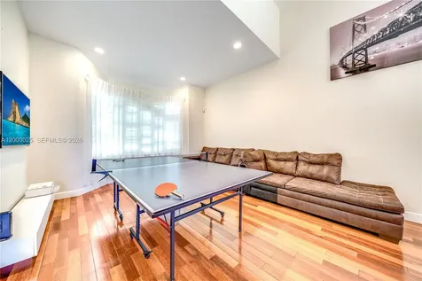 1241 S 13th Avenue Hollywood FL 33019