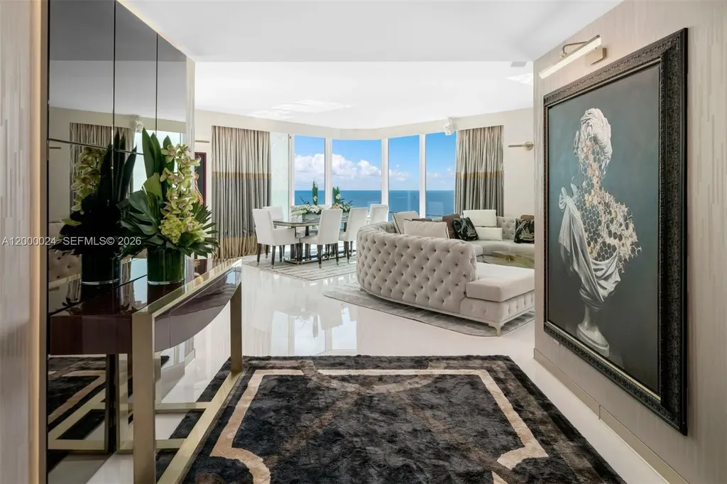 300 S Pointe Drive Miami Beach FL 33139