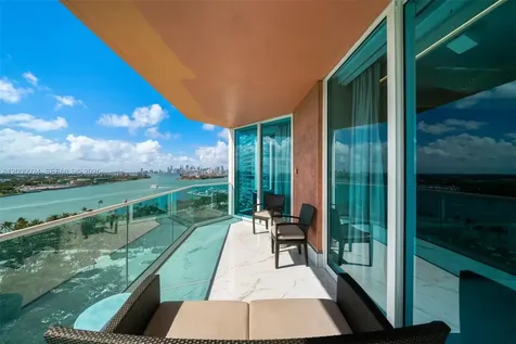 300 S Pointe Drive Miami Beach FL 33139