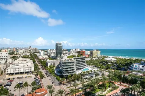 300 S Pointe Drive Miami Beach FL 33139