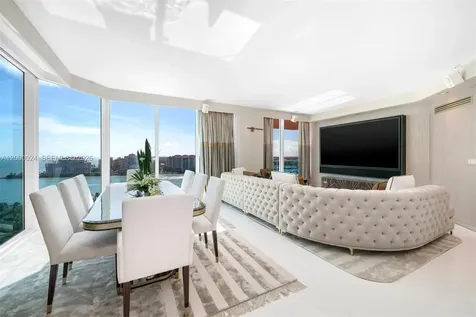 300 S Pointe Drive Miami Beach FL 33139