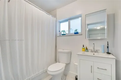 827 NW 114th Street Miami FL 33168